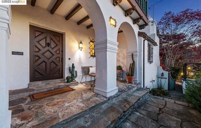 Elegant Furnished Spanish-Style Home, 3BR/3BA- Haddon Hill, Oakland (oakland lake merritt / grand)