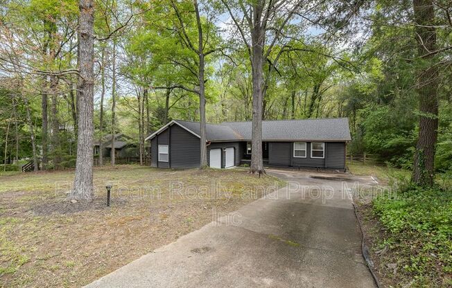 6618 LAKESIDE DR