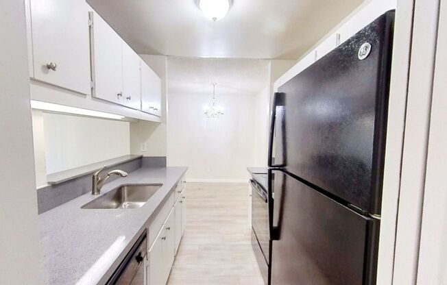 2 beds, 2 baths, 950 sqft, $3,200, Unit 104