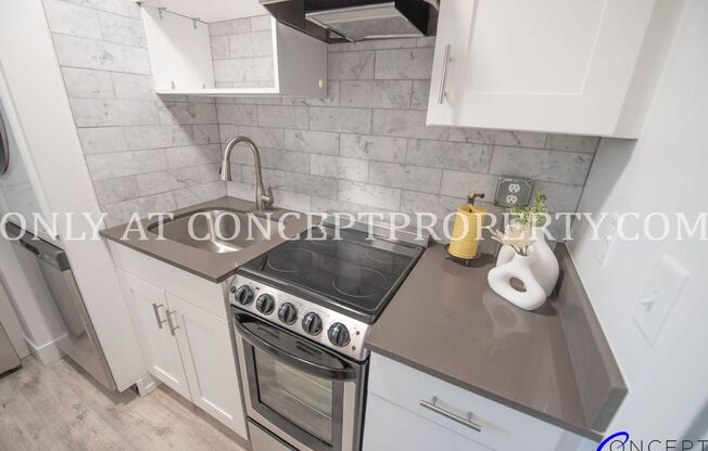 Studio, 1 bath, 208 sqft, $1,070, Unit 4I