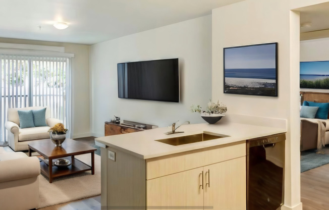 Blanton Commons Apartments in Beaverton, Oregon with 1 or 2 Bedrooms