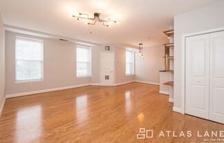 1 Bed/1 Bath off 14th St NW!