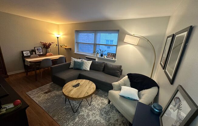 1 bed, 1 bath, $1,925, Unit 251