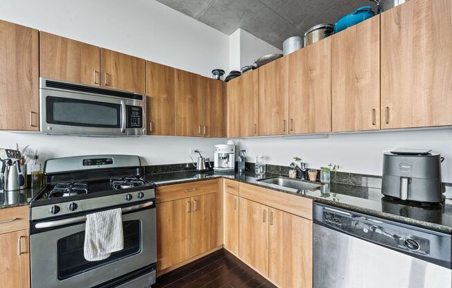 1 bed, 1 bath, $2,200, Unit #3506