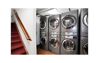 112 W 73 ST