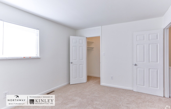 2 beds, 1 bath, 850 sqft, $1,250, Unit 31-E