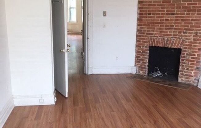 2 beds, 2 baths, 1,000 sqft, $1,699, Unit 50-2