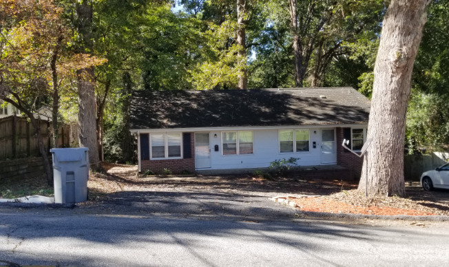 300 N FAIRVIEW AVE