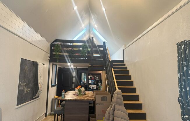 Chic Newly Remodeled Loft-Style 1 Bedroom Home in the Heart of Bay View!