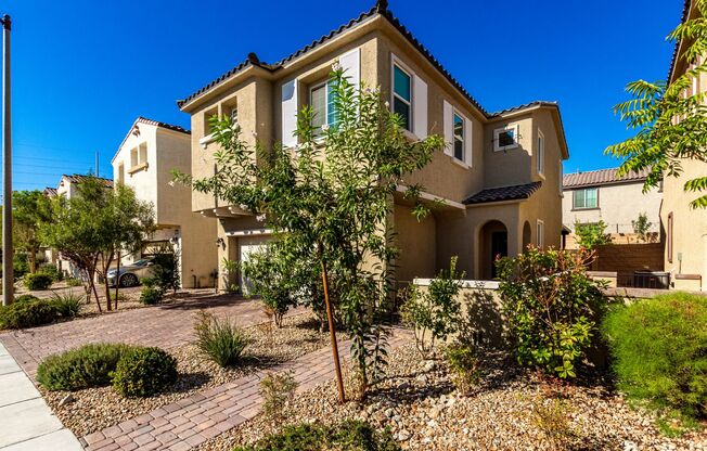 Gated 3 bedroom Skye Canyon Home!