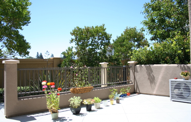 Beautiful Sunnyvale Townhouse!