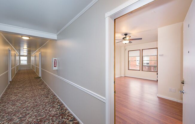 Studio, 1 bath, 400 sqft, $1,150, Unit C12