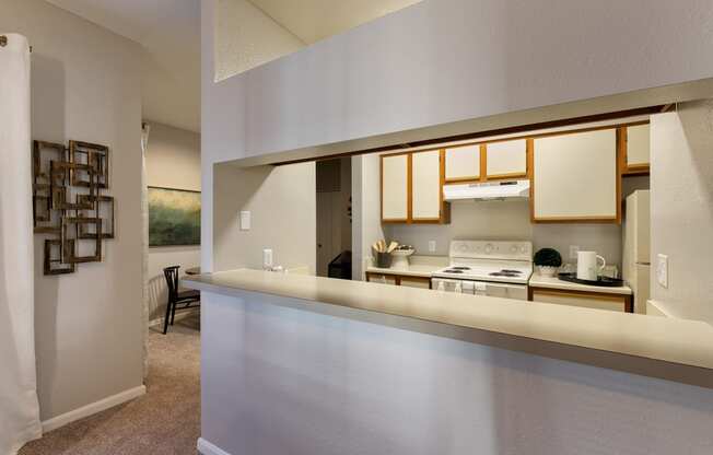 East Chase Apartments breakfast bar