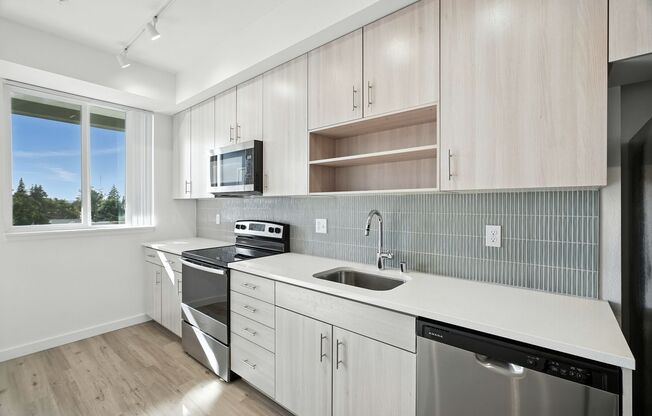 2 beds, 1 bath, 757 sqft, $1,695, Unit 201