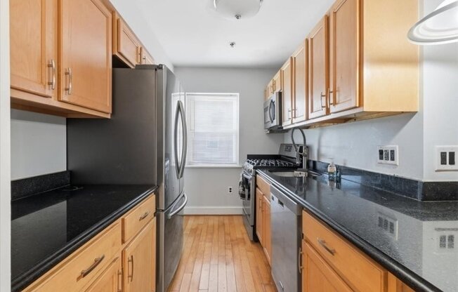 70 S MUNN AVE 801