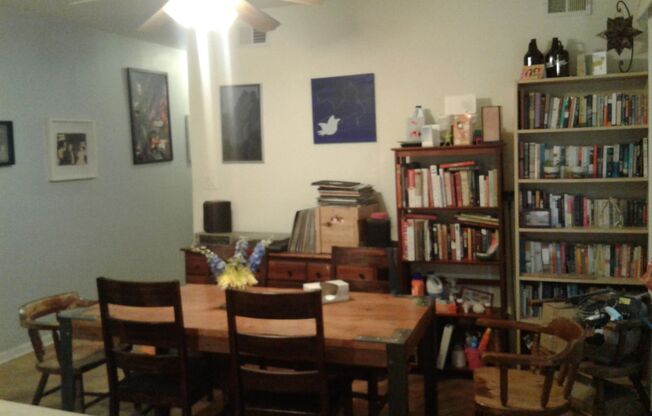 Spacious 2 Bedroom in Uptown