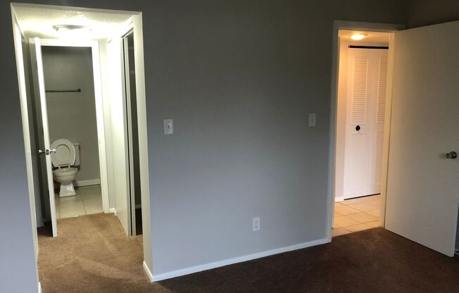 2 beds, 2 baths, 955 sqft, $1,179, Unit 5901E