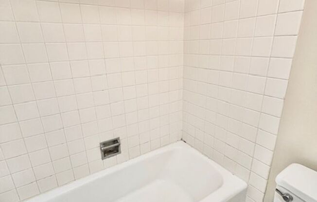 Studio, 1 bath, $1,550, Unit # 1821N