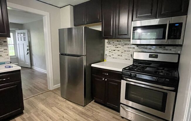 Remodeled 2 Bedroom Home Available NOW