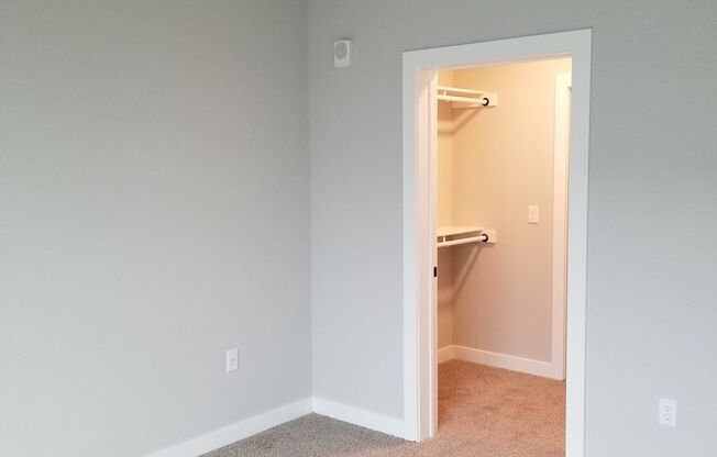1 bed, 1 bath, 785 sqft, $1,395, Unit 124-109