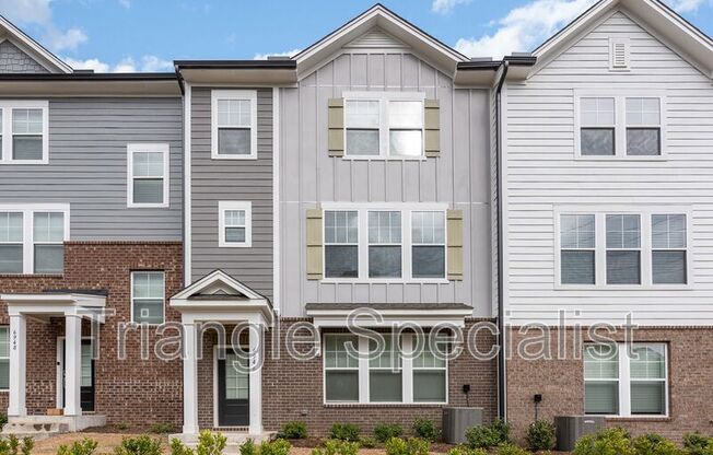6946 LEESVILLE RD