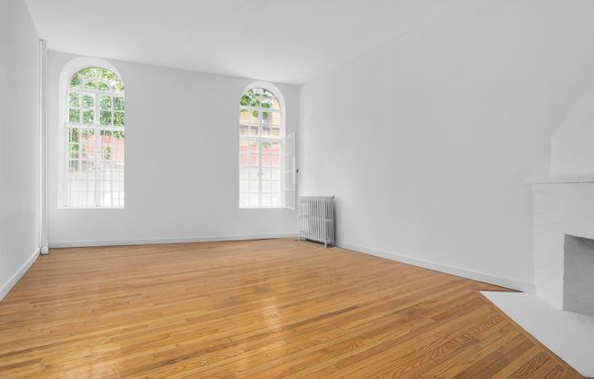 5 WEEHAWKEN ST