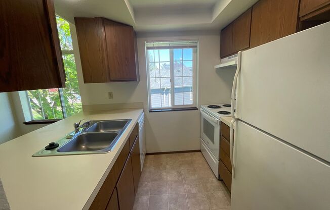 Great 2 Bed, 1 Bath Apartment with Parking Space and Storage