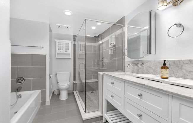 3 beds, 2 baths, $4,340, Unit Unit 1402