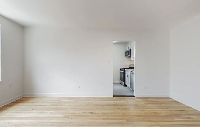 1 bed, 1 bath, $1,800, Unit UNIT 5G