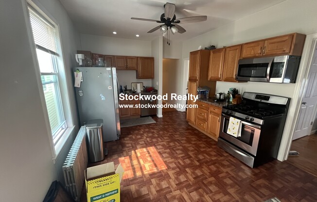 27 HOWELL ST