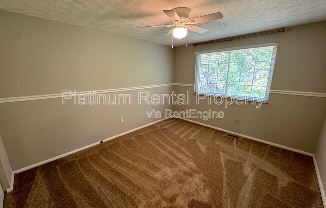 4 beds, 3 baths, 1,560 sqft, $2,300