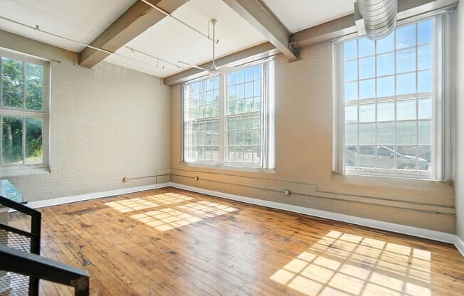 1 bed, 1 bath, 943 sqft, $1,424, Unit 3301-103