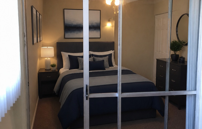 1 bed, 1 bath, 734 sqft, $1,199, Unit 210