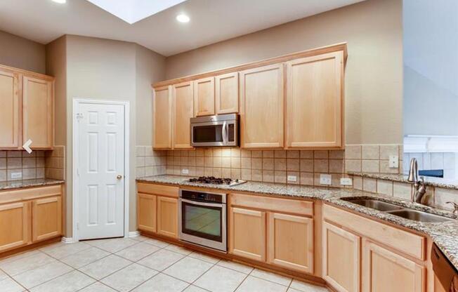 5521 Rockwood Drive