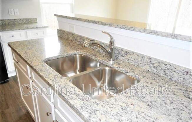 2101 TALBERT CT