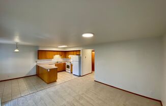 2 beds, 1 bath, $1,800