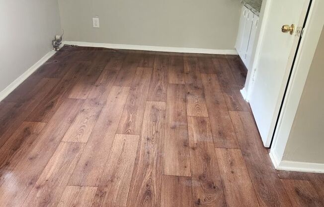 Spacious 3bedroom House  ($250.00 off first full months rent if Movein by October 1,2025)