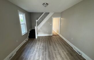 4 beds, 1 bath, $1,600