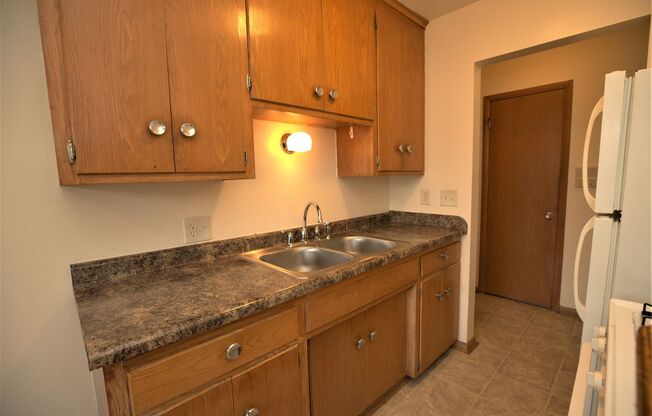 6401/6421 Pleasant Ave LLC