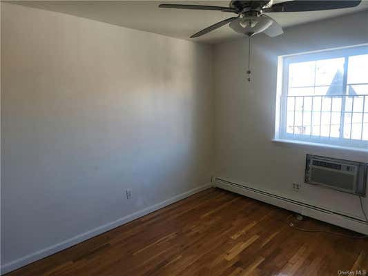 3 beds, 2 baths, 864 sqft, $3,464, Unit 1