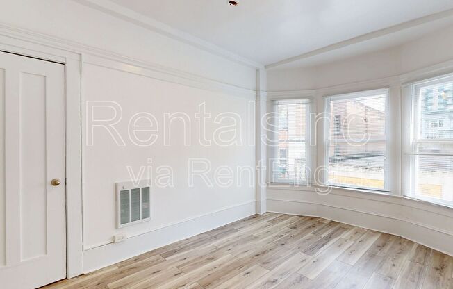 1049 POST ST