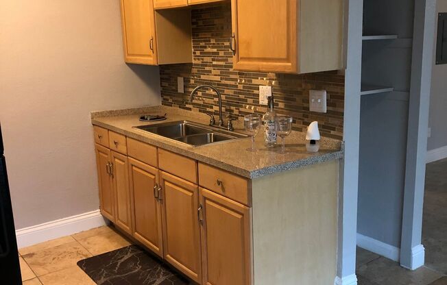 1st. Month Rent FREE (OAC) - Apply Today DHA HCV accepted