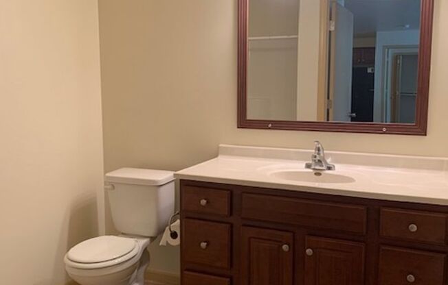 2 beds, 2 baths, 1,200 sqft, $1,495, Unit 3717-205