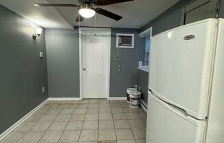 Studio, 1 bath, $695, Unit unit 9