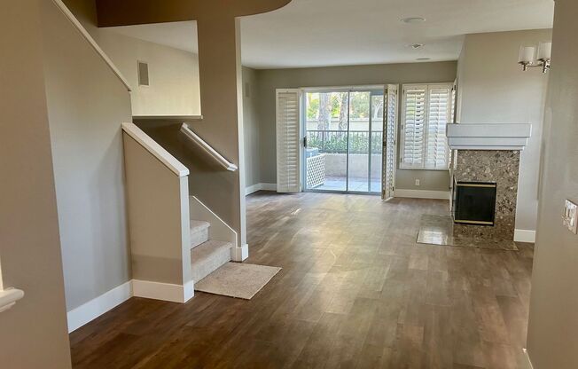 Downstairs 2 bed 2.5 bath unit in MV!