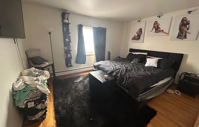 1 bed, 1 bath, $1,015, Unit 32