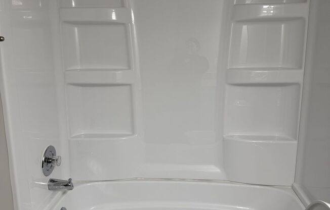 1 bed, 1 bath, 740 sqft, $1,050, Unit 203