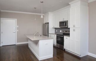 1 bed, 1 bath, $2,450