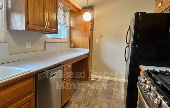 1035 NW 70 CT