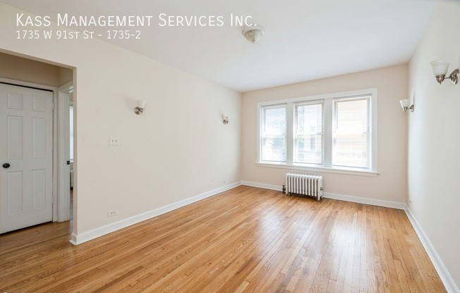 1735 W 91 ST